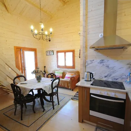 ヴィラ Sleeps 12 With Pool And Wifi Gondufe