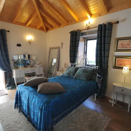 Sleeps 12 With Pool And Wifi * Gondufe